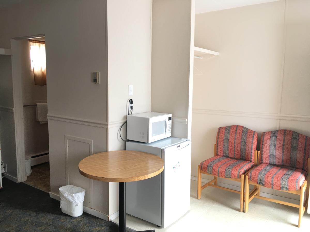 Bluebird Motel Innisfail Экстерьер фото
