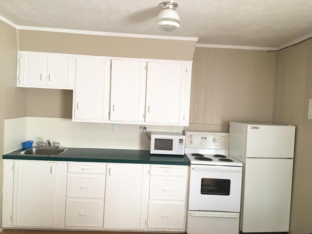 Bluebird Motel Innisfail Экстерьер фото