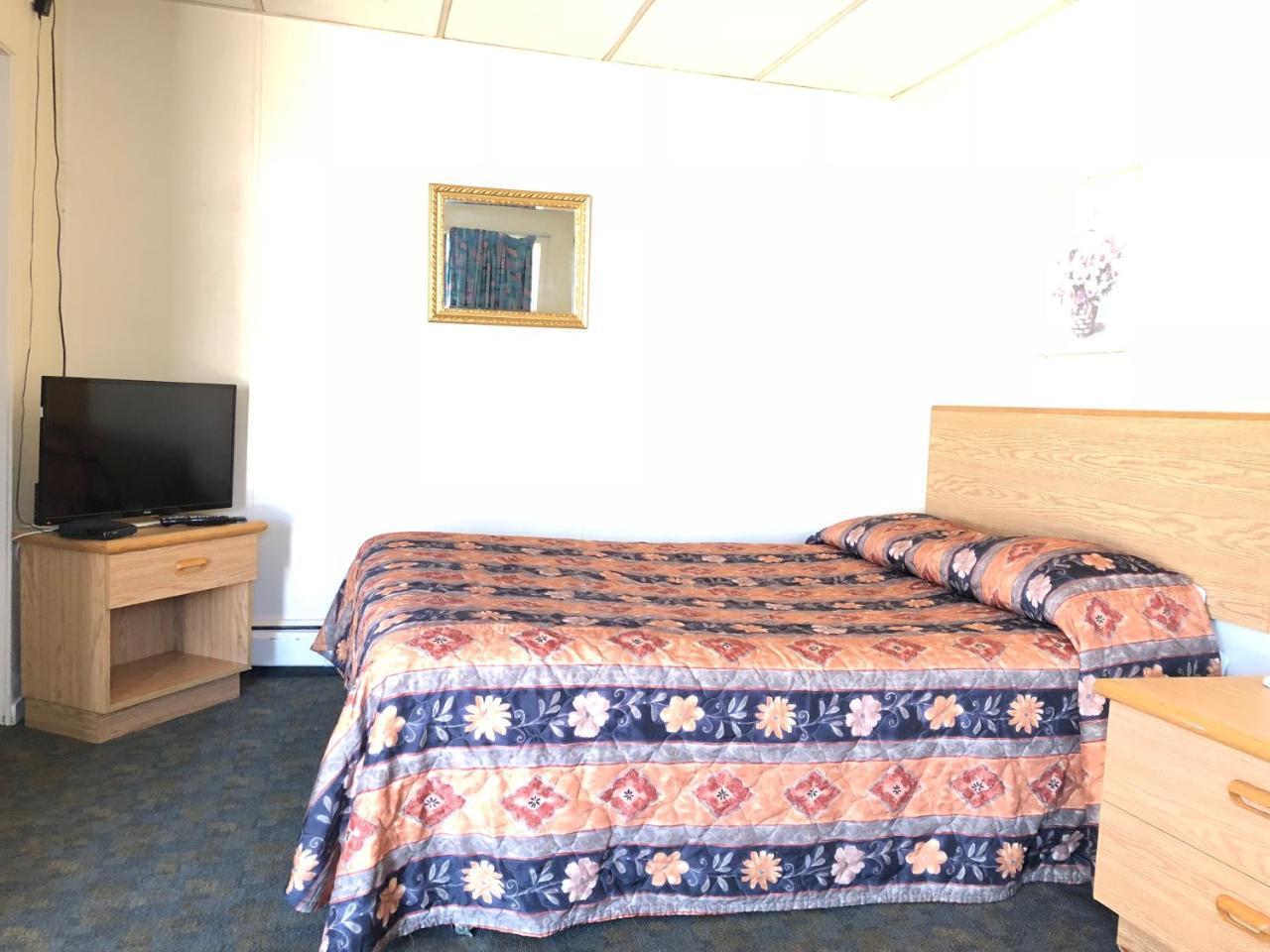 Bluebird Motel Innisfail Экстерьер фото